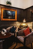 Cave Castle Hotel