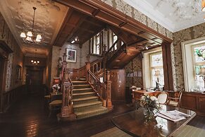 Merewood Country House
