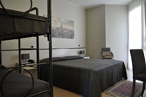 Hotel Est