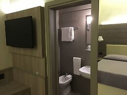 Hotel Est