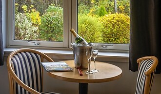Pinehurst Lodge Hotel
