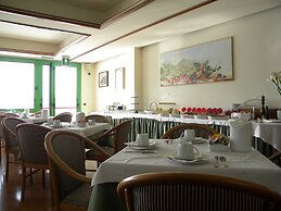 Hotel Corone