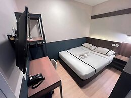 Smile Hotel USJ