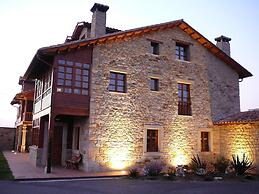 Hotel Casona de Tresali