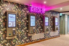 Premier Inn Glasgow Stepps - M80 J3