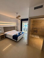 Hotel Roca Bella