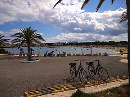 Hotel Roca Bella