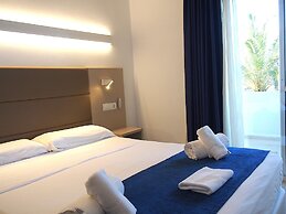 Hotel Roca Bella