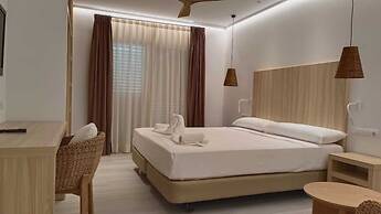 Hotel Roca Bella