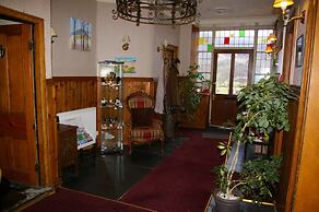 Elen's Castle Hotel