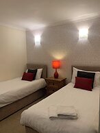 Elen's Castle Hotel