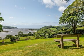Mansion House Llansteffan
