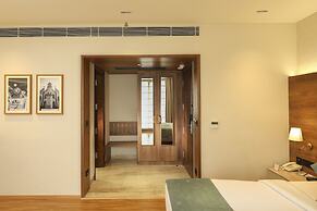 Indus Biznotel