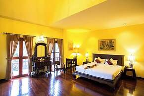 Phuwanalee Resort