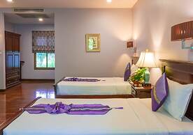 Phuwanalee Resort