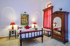Neemrana's Baradari Palace