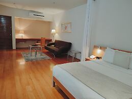 Lombardo Suites