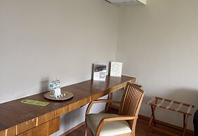 Lombardo Suites