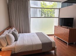 Lombardo Suites