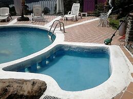 Cabañas Revi Inn