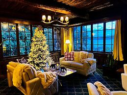 The Latch Inn