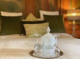 The Latch Inn