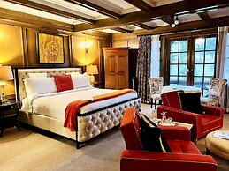 The Latch Inn