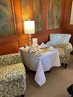 The Latch Inn