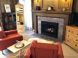 The Latch Inn