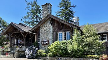 The Latch Inn