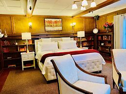 The Latch Inn