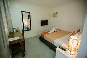 Kav's Beach Resort