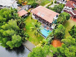 Lagoon Bentota