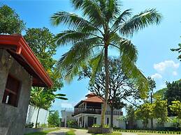 Rockery Villa