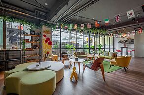 Light Hostel