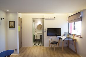 Light Hostel