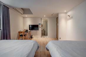 Light Hostel