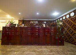 Good Luck Day Hotel