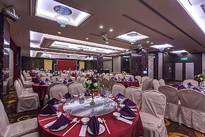 Golden Tulip - Aesthetics