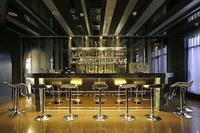 Golden Tulip - Aesthetics