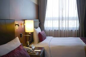 Golden Tulip - Aesthetics
