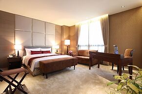 Golden Tulip - Aesthetics