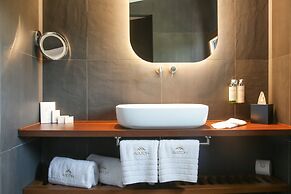 Avaton Luxury Beach Resort - Relais & Chateaux