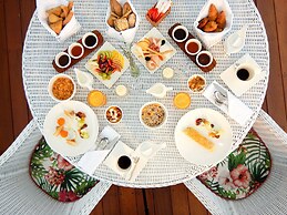 Avaton Luxury Beach Resort - Relais & Chateaux