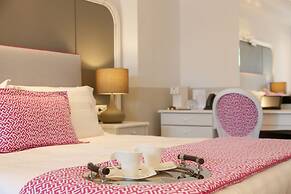 Avaton Luxury Beach Resort - Relais & Chateaux