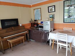 Highland Motel