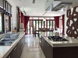 Amatapura Beach Villa 15