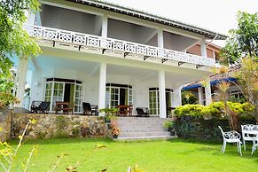Laluna Ayurveda Resort