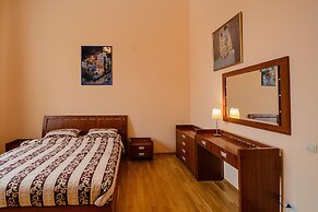 Kiev Accommodation Hotel Service