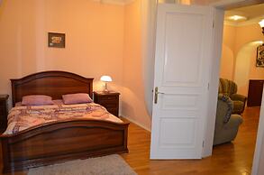 Kiev Accommodation Hotel Service